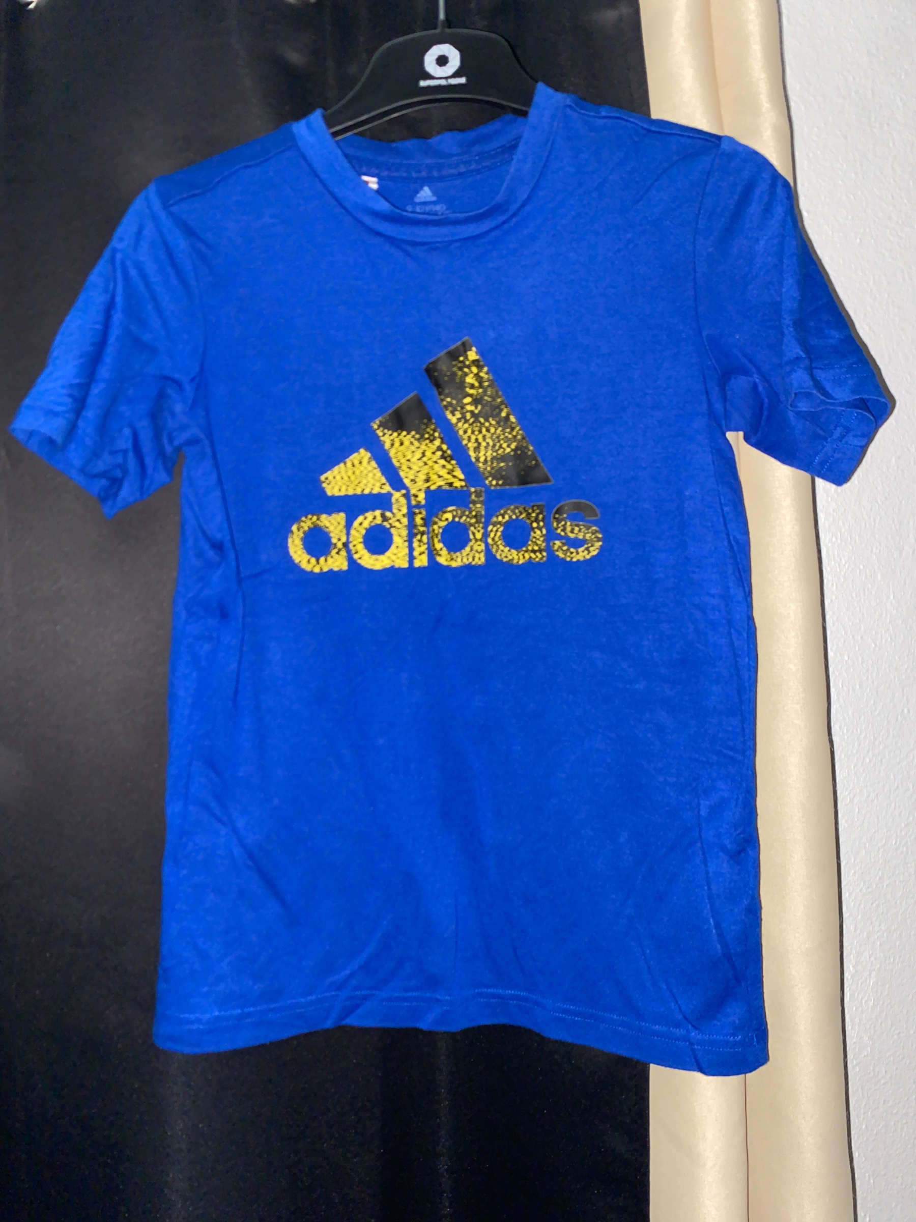 T-shirt adidas bleu