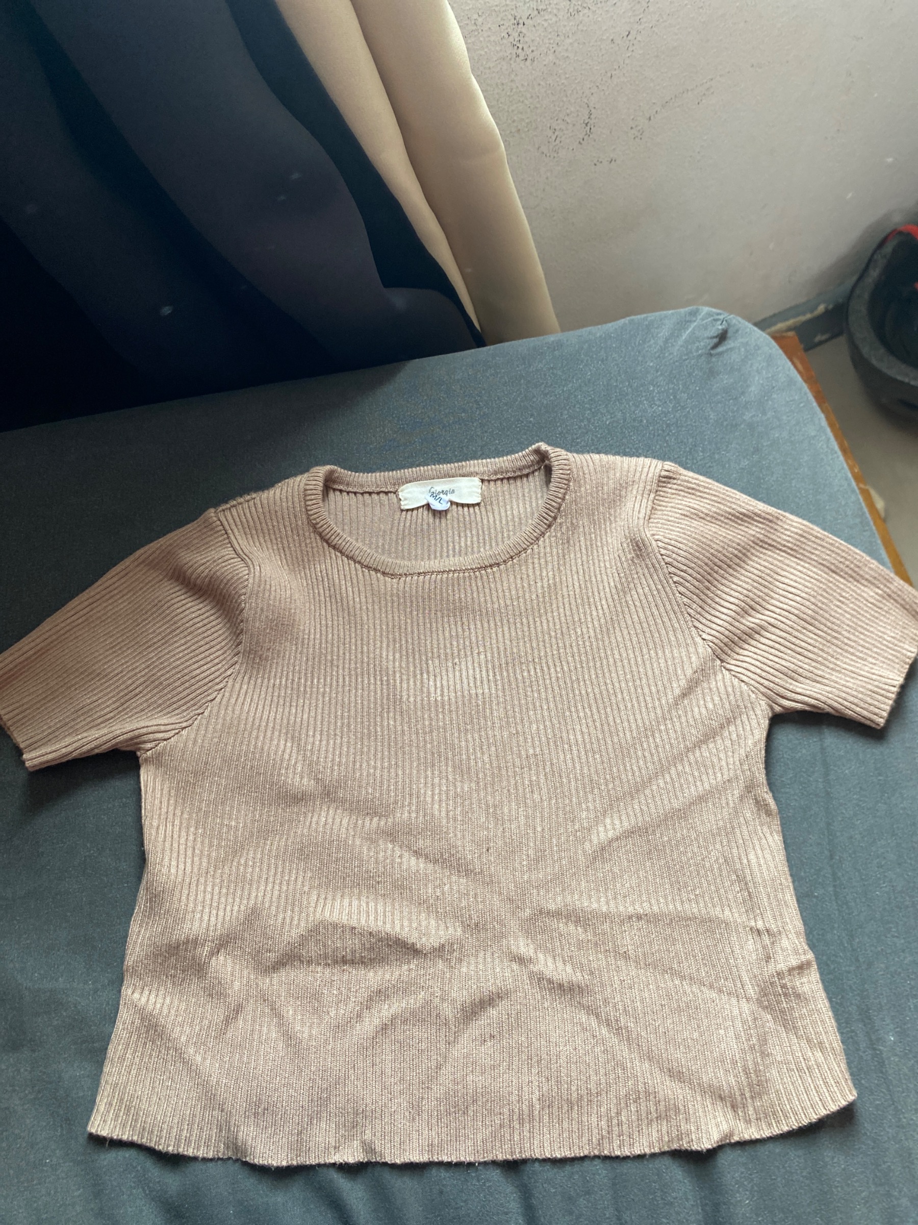 Haut marron