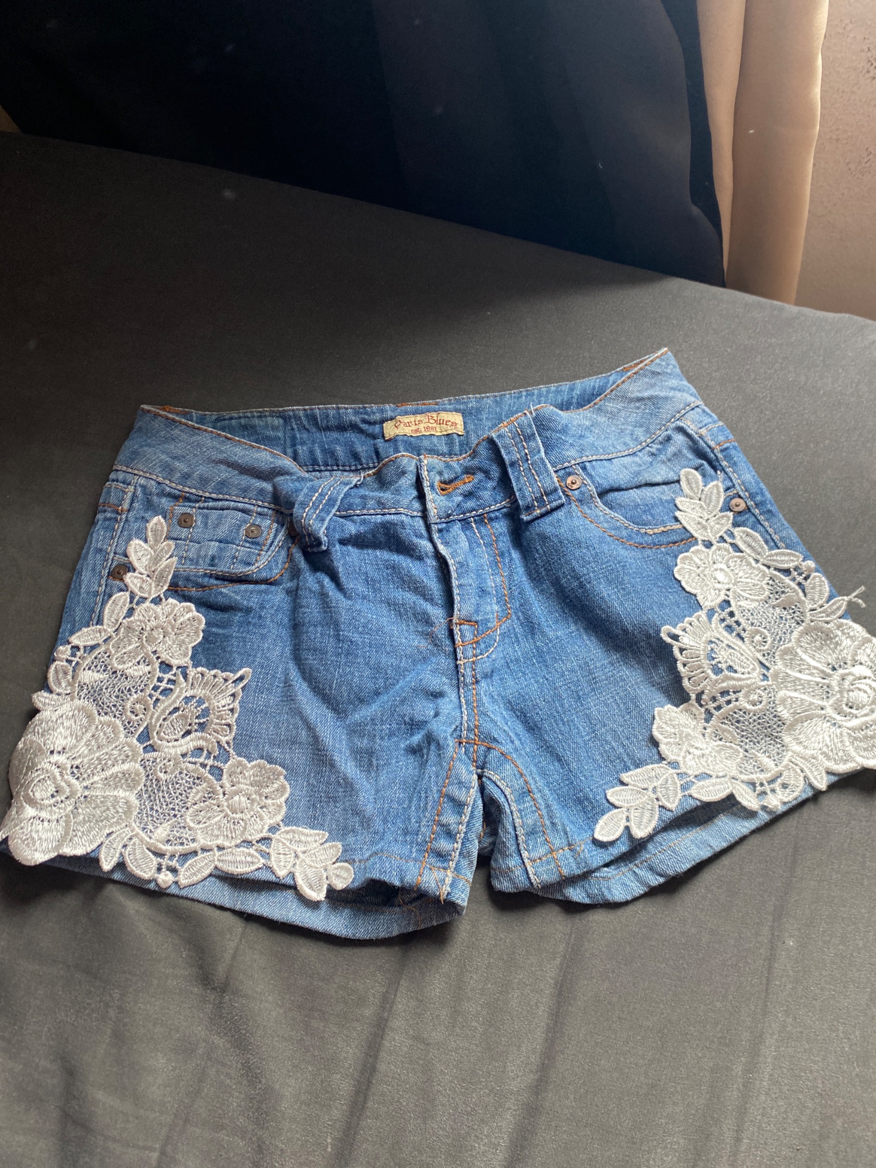 Short fleur