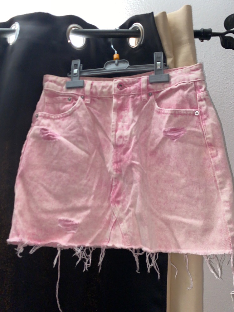 Jupe rose en jean , taille S , marque Jennyfer