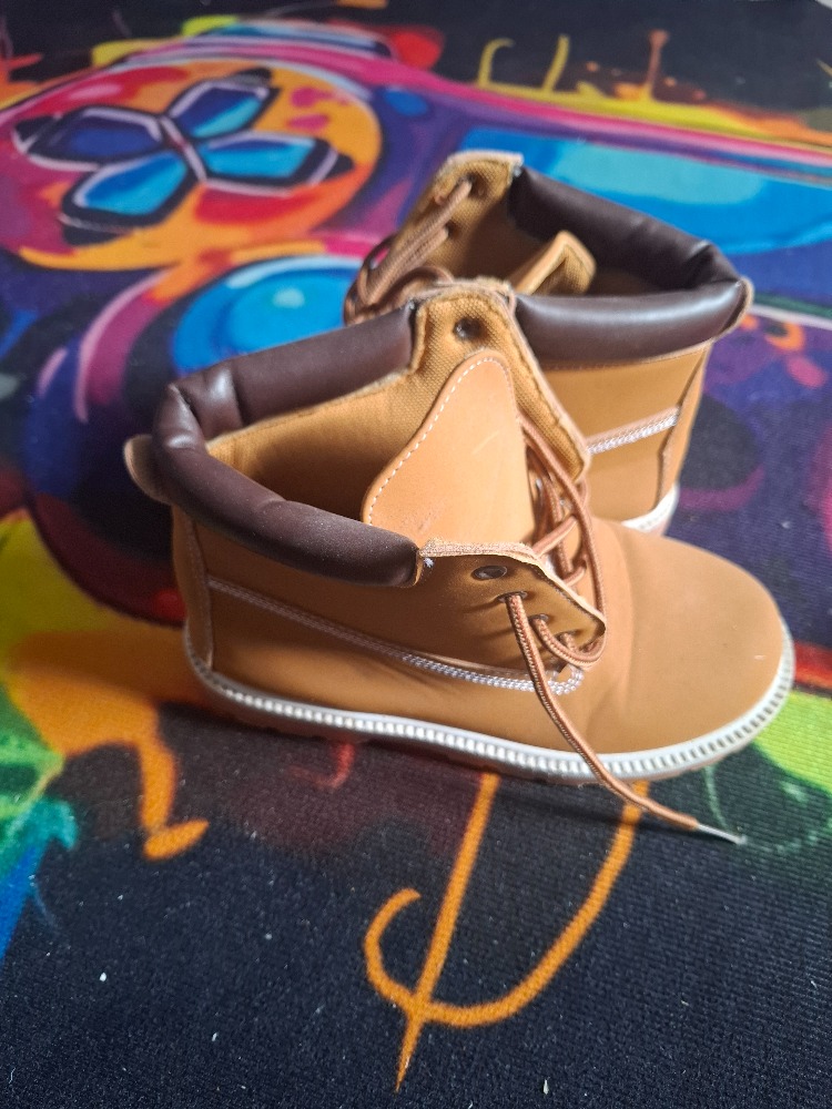 Imitation timberland 2