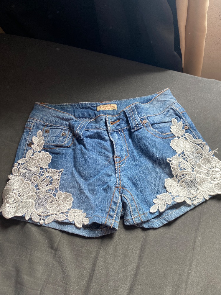 Short 
13-14 ans